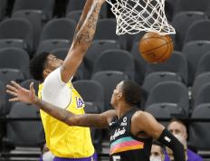 IM Sport-马刺全队手感火热，韦德-巴德尔跳投稳定的简单介绍