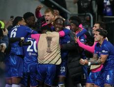 IM体育-波兰国家队轻松晋级欧锦赛半决赛