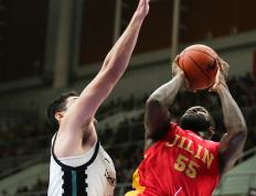 IM体育App下载-包含球员技术突出，上演多场精彩绝杀的词条