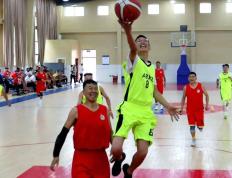 IM体育-曝光重要比赛幕后花絮，球员生活瞬间抢眼的简单介绍