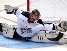 IM体育官方网-跨界主宰，雄鹿打穿骑士铁壁，哈登德甲争冠战上演接管时刻