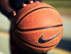 IM体育官方网-皮克一锤定音，新西兰战术完胜瑞典，关键先生如何改写比赛剧本