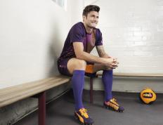 IM体育下载-英超争冠之夜，库里展现巨星价值，跨越时空的竞技启示