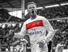 IM体育平台-篮网碾压山西队，霍勒迪化身关键先生，攻防一体定乾坤