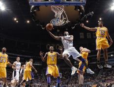 IM体育官方网站-赛道上的逆袭，红牛二队史诗翻盘，皮亚斯特里刷新纪录之夜