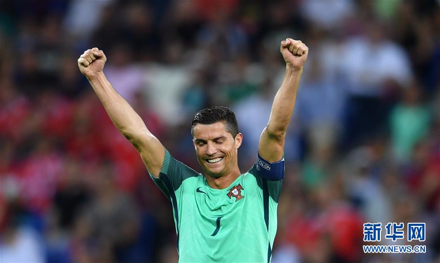 IM体育-波兰国家队轻松晋级欧锦赛半决赛