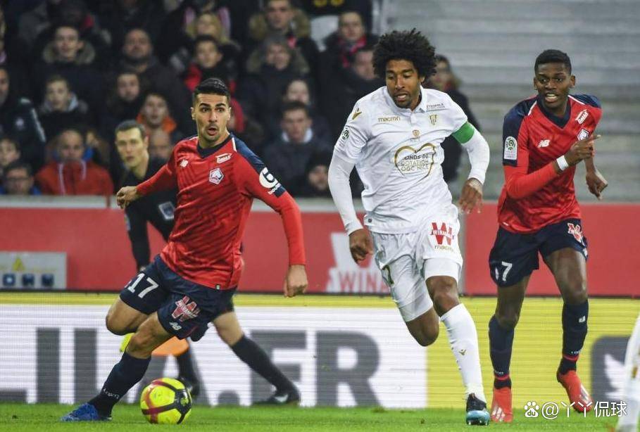 IM体育下载-包含里尔主场大胜梅斯，新援登贝莱展现统治力的词条