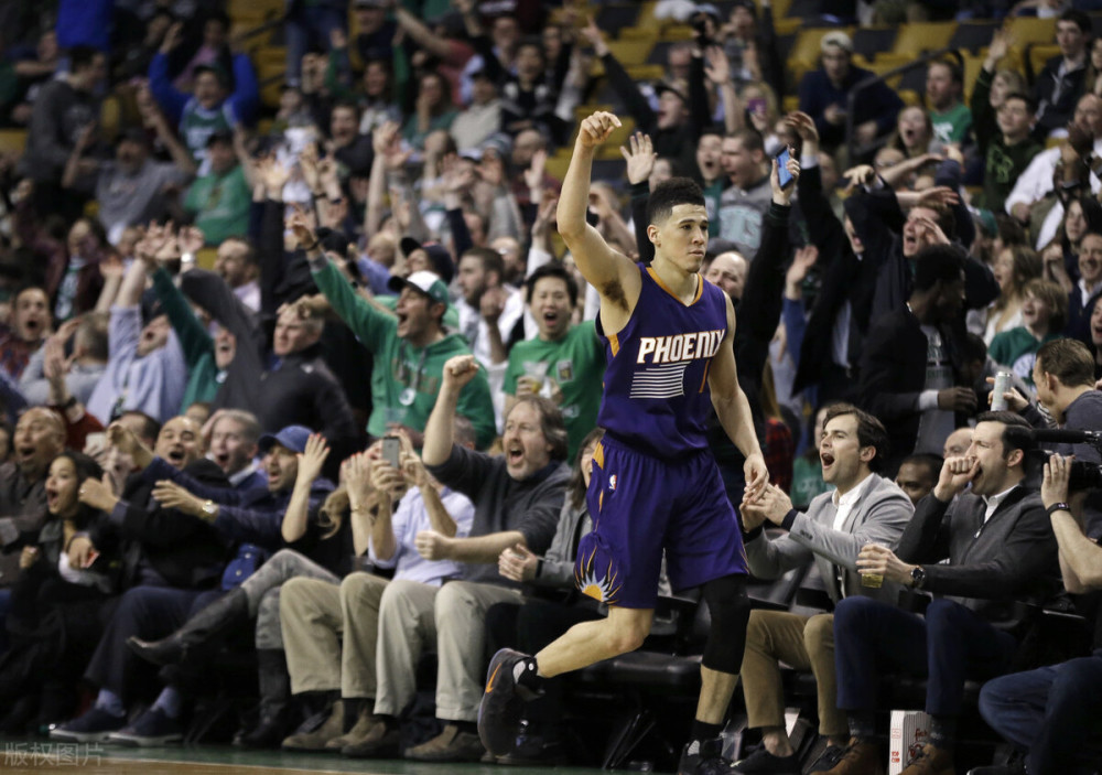 IM体育官方网站-关于上海队翻盘独行侠，布克关键制胜的信息