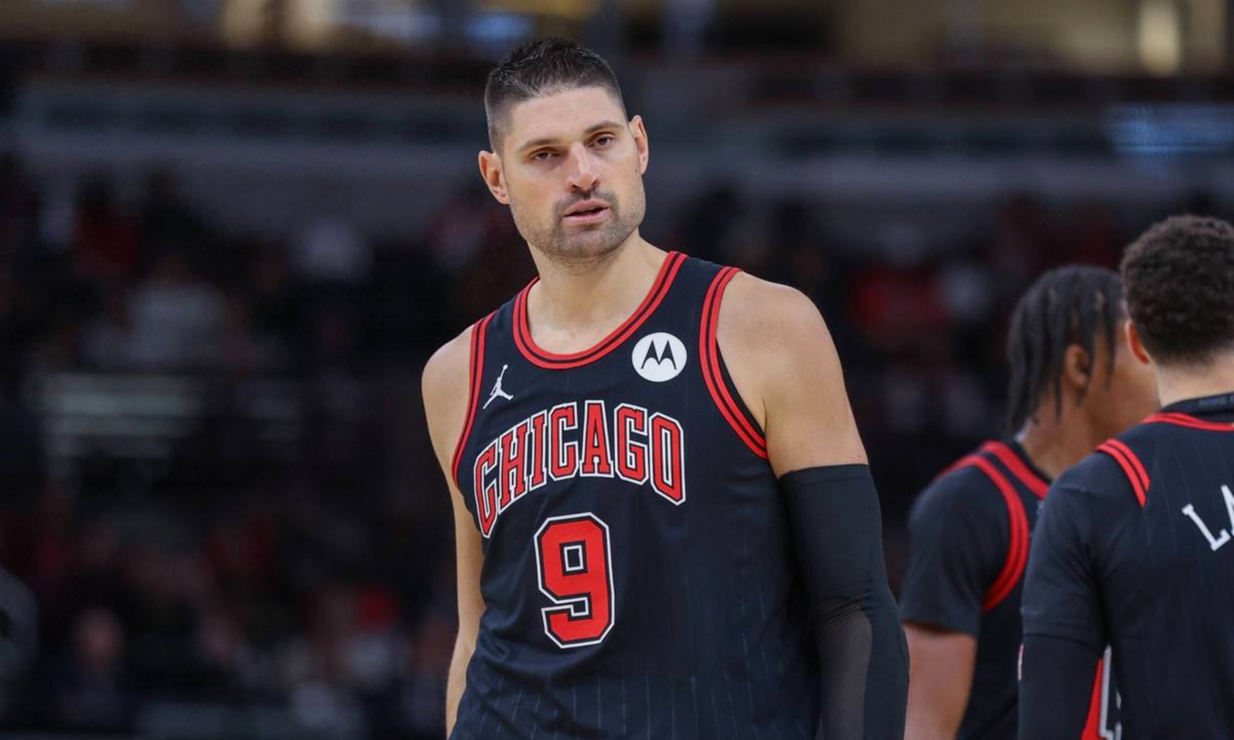 IM体育App下载-76人翻盘公牛，武切维奇刷新纪录的简单介绍