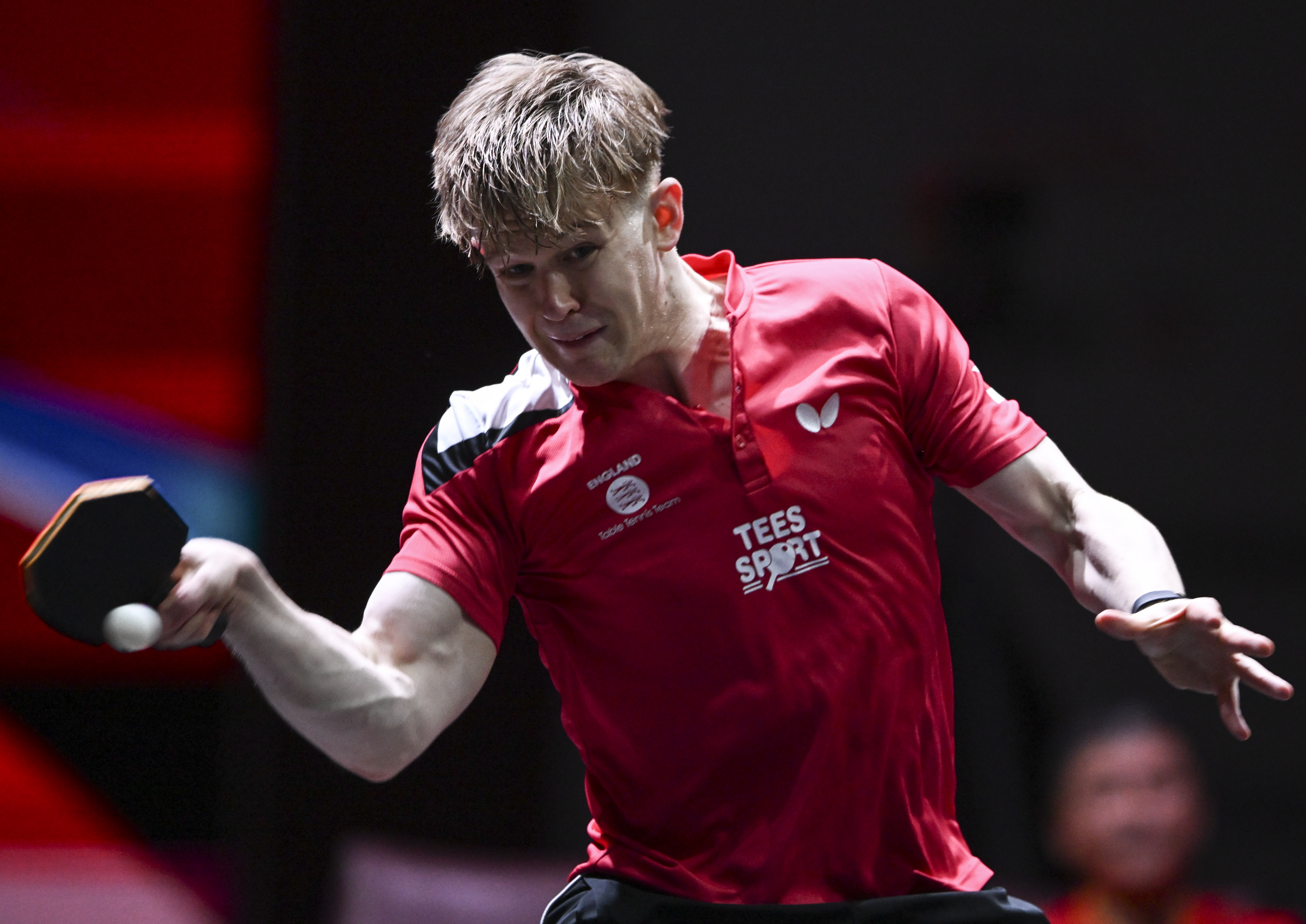 IM体育动画直播通道-波兰队轻取葡萄牙队，梁靖崑刷新纪录