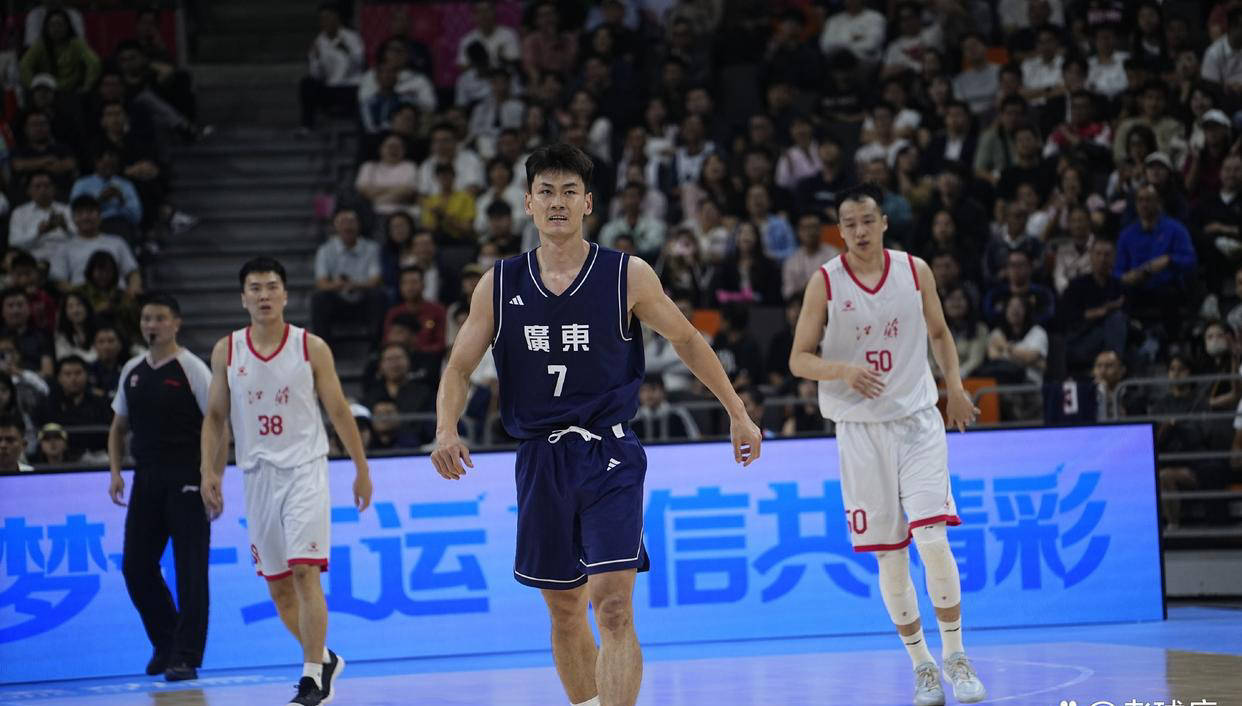 IM体育官方平台-山东男篮客场击败广州队，连胜达到六场